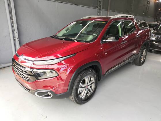 FIAT TORO 2.4 16V MULTIAIR FLEX VOLCANO AT9 FIAT TORO 2.4 16V MULTIAIR FLEX VOLCANO AT9